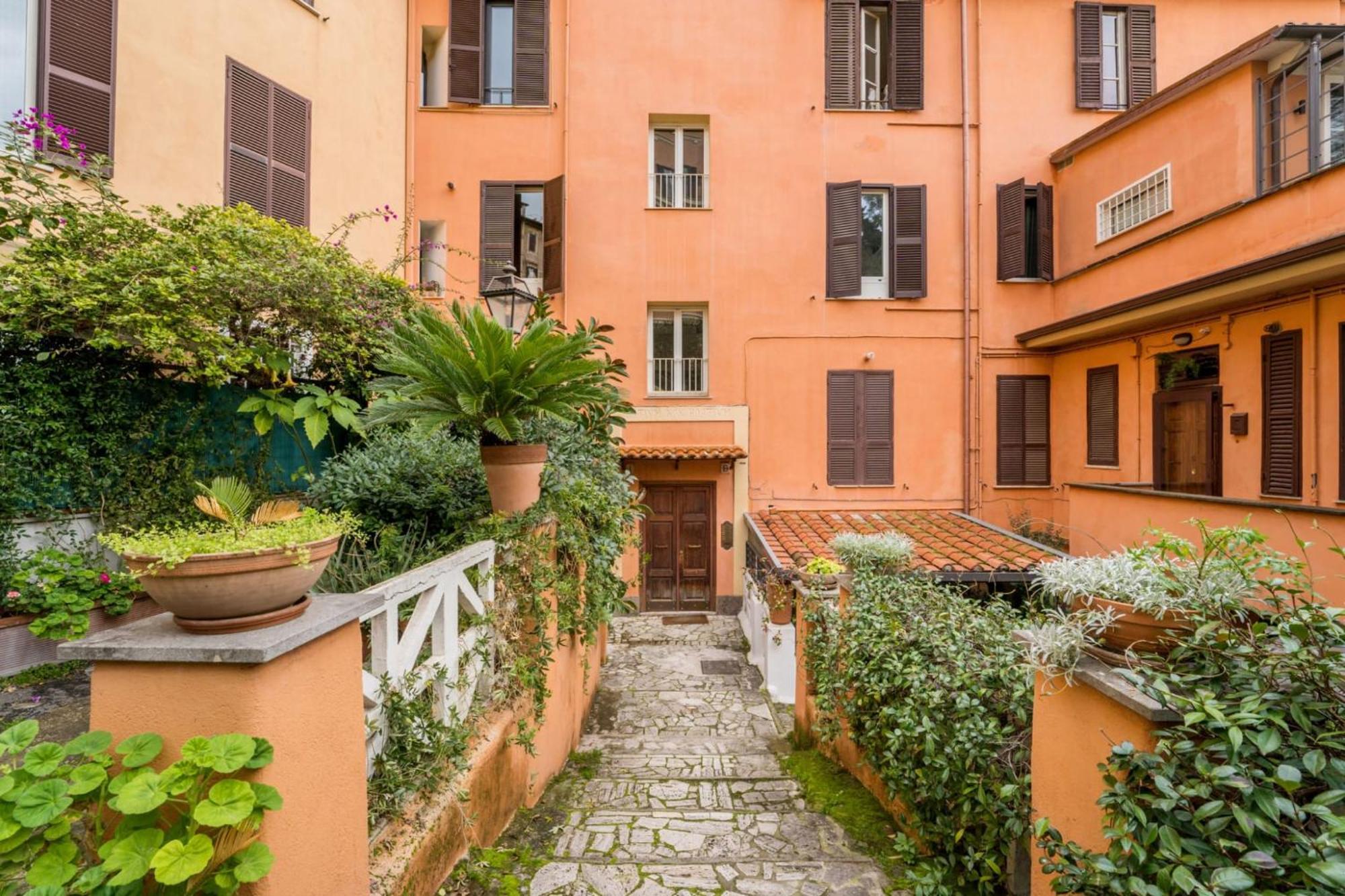 Fl Apartments Il Piccolo Borgo Di Trastevere Rome Buitenkant foto